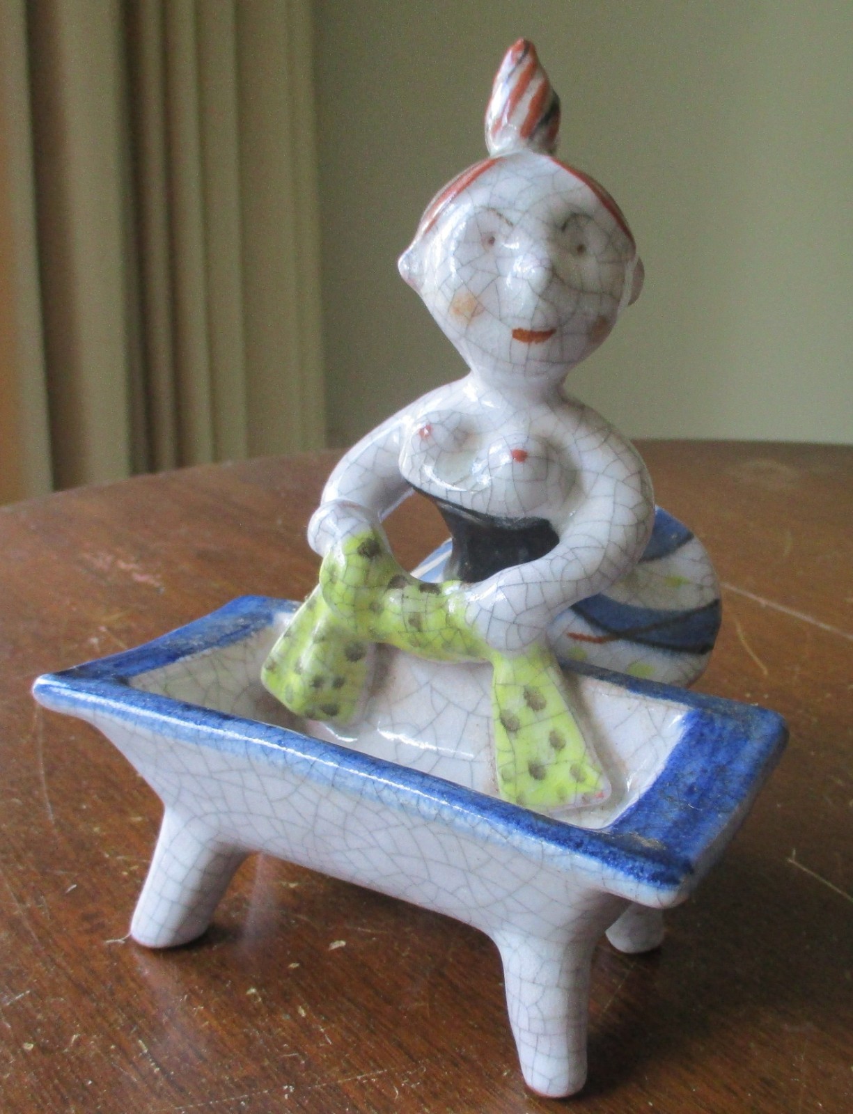 VINTAGE WALTER BOSSE KARLSRUHER MAJOLIKA WASHING LADY WASHER WOMAN FIGURINE 1956