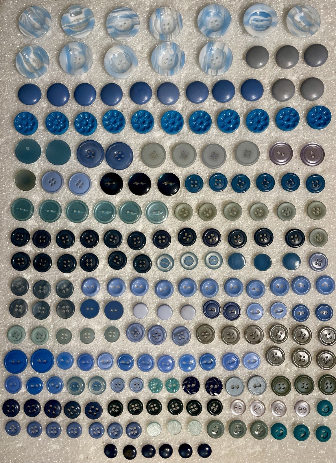 Lot of 208 Vintage Assorted Mixed Blue Themed Buttons Many Styles Sizes Sets