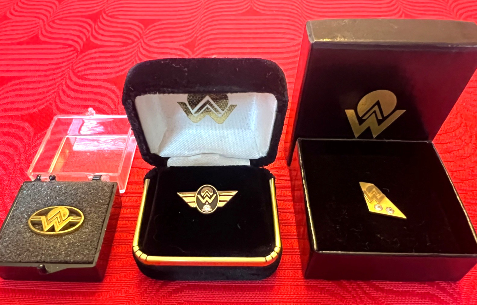AMERICA WEST AIRLINE 5/10/15 Service Pins (Set of 3) AMERICA WEST AIRLINE 5/10/15 Service Pins (Set of 3)