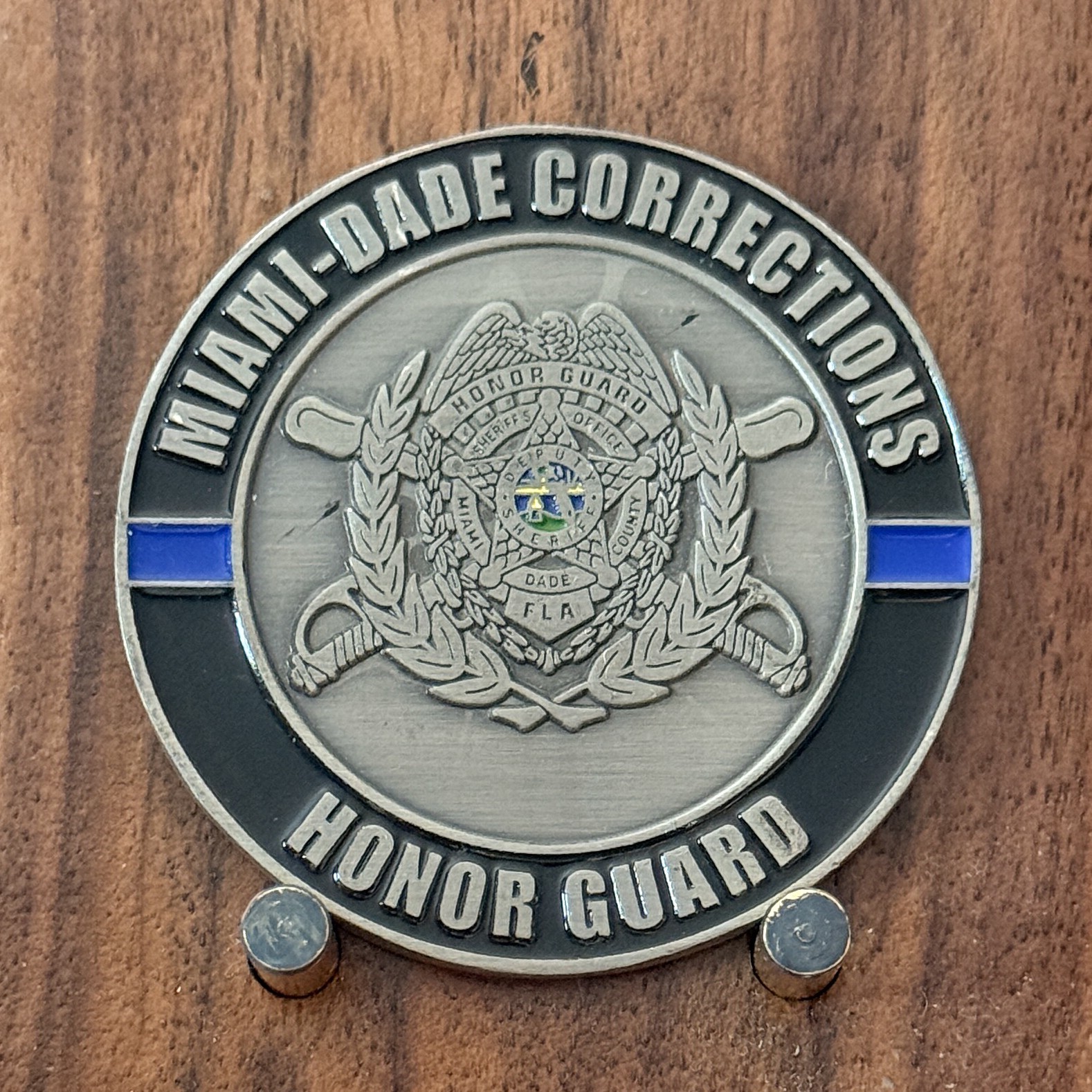 Miami-Dade Corrections Honor Guard Respect Remember Honor Challenge Coin  1#43