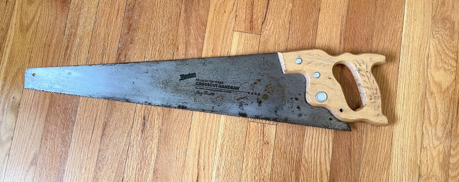 Vintage Disston R-1 Rancher hand saw 26”, 8TPI