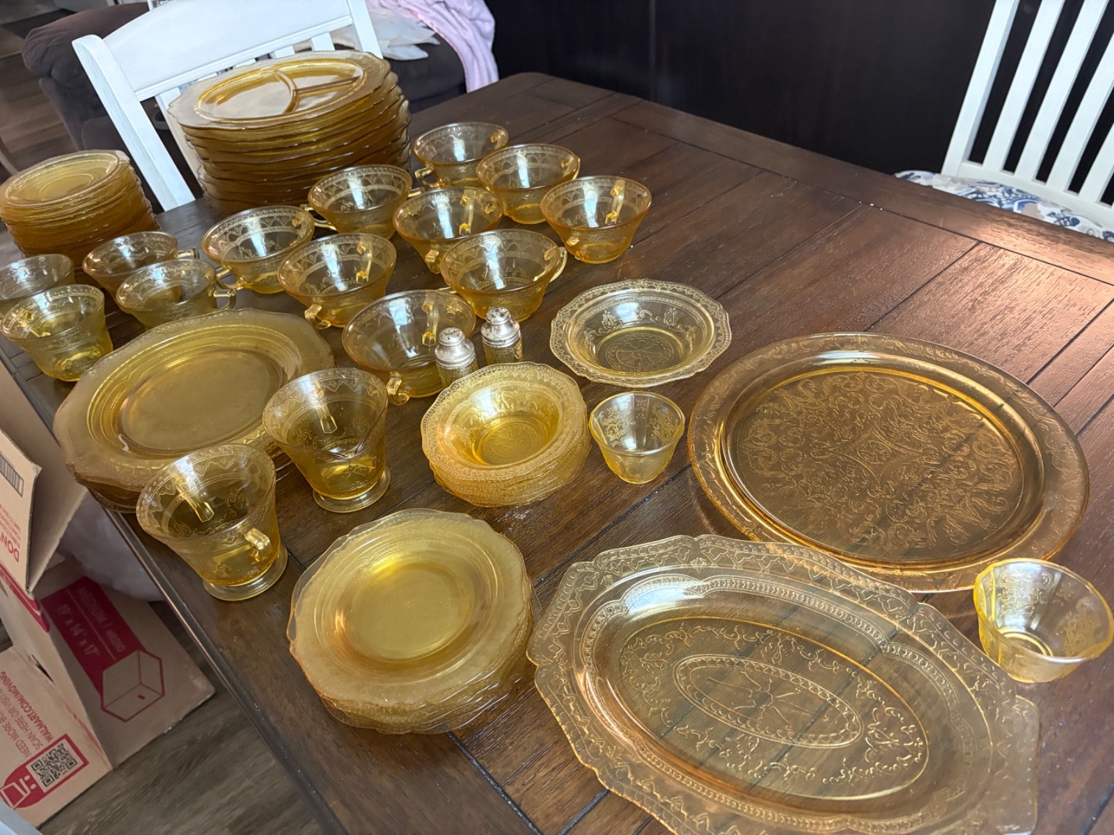 1935, Set of Vintage Federal Glass Depression Patrician, Amber China