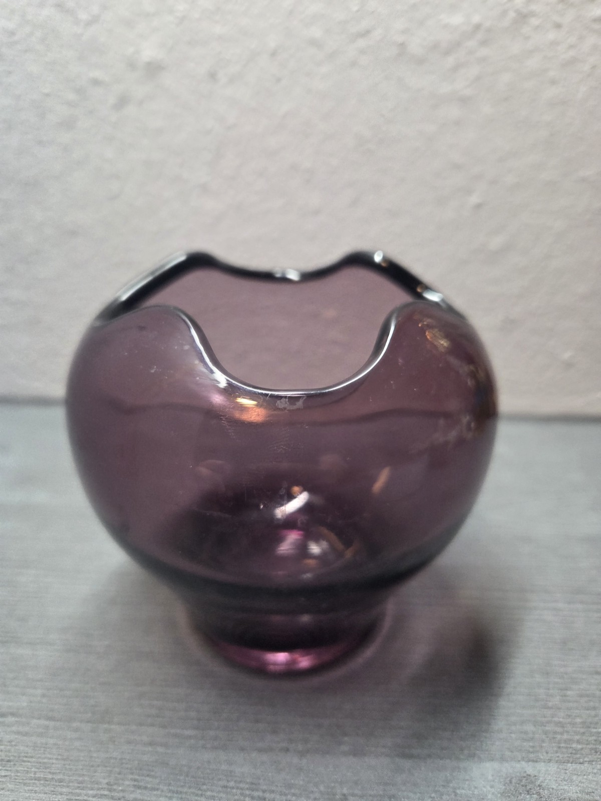 Vintage Viking Purple Glass Rose Bowl Vase MCM 3.5H 3.5W 2\