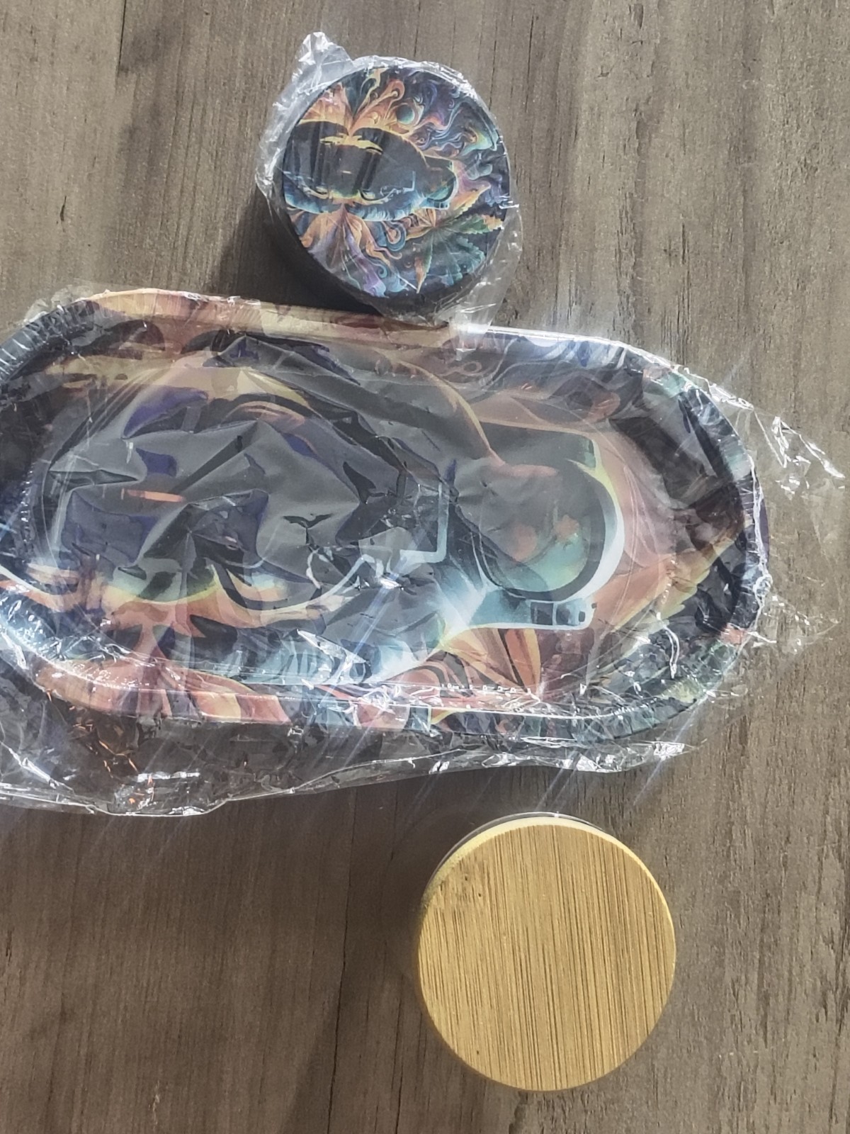  Portable Rolling Tray And Grinder Set 3 Piece Astronaut Graphic