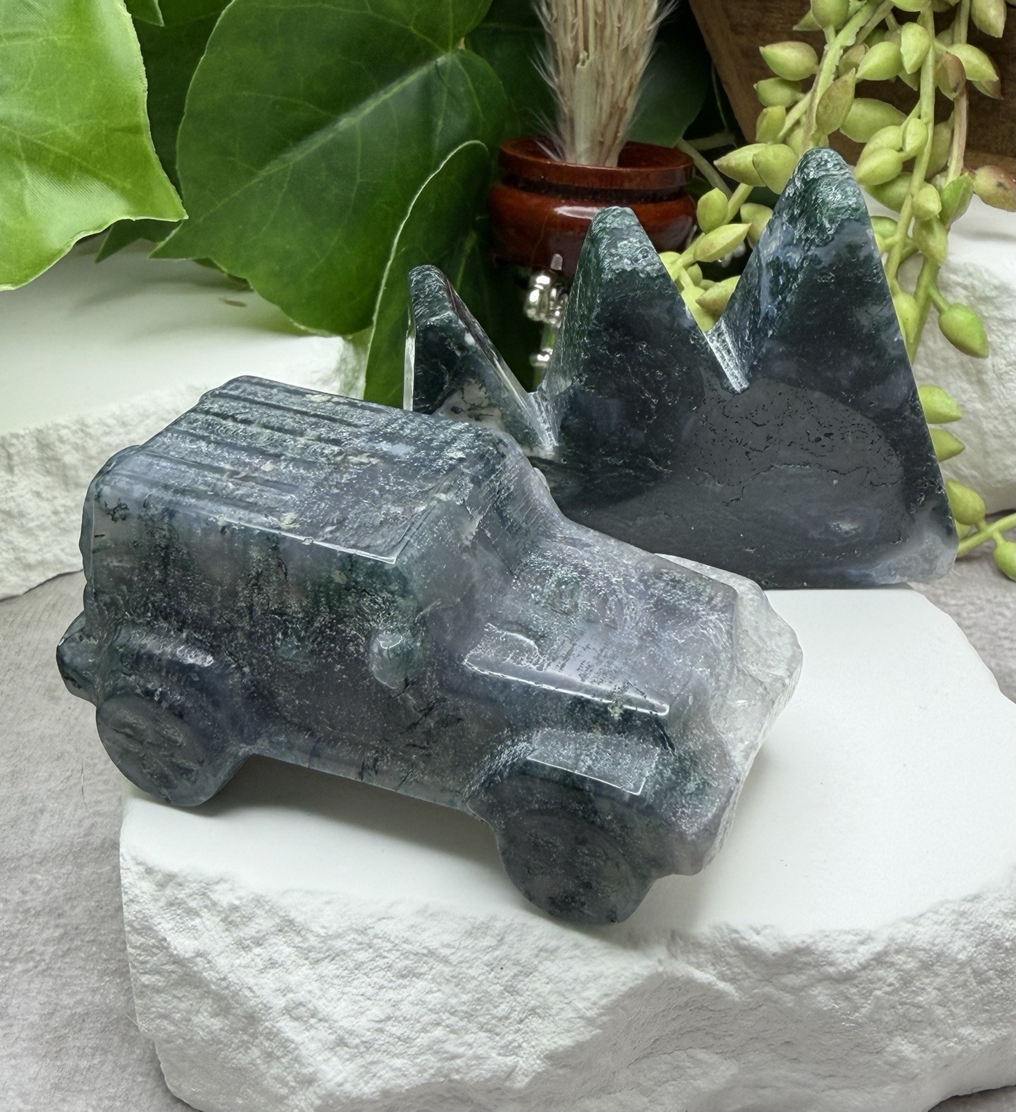 Crystal Lot Moss Agate Jeep 4x4 W/Quartz Druzy Mountain Carving Mineral 4WD