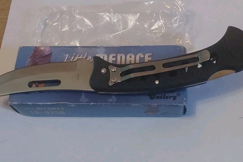 Little Menace 4 Inch Tactical Knife New In Box 18-025B Frost Cutlery