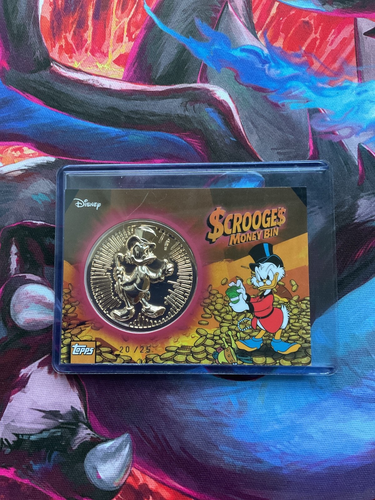 2026 Topps Disney Neon Scrooge’s Money Bin Card Rose Gold /25 SMB-1 SSP Case Hit