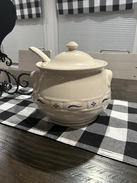 Longaberger Woven Traditions Soup Tureen Classic Blue Lid + Ladle Vintage 1990s