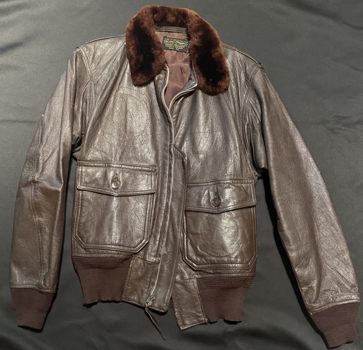 1950s US Navy Leather Flight Jacket G-1 Size 38 Cagleco MIL-J-7823 + 3 Patches