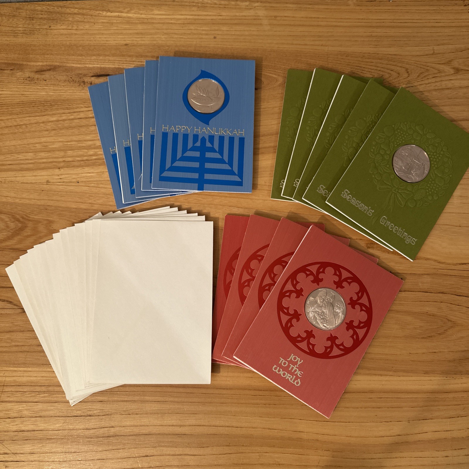 14 Vintage 1972 Franklin Mint Holiday Medallion Card Lot: Christmas, Hanukkah