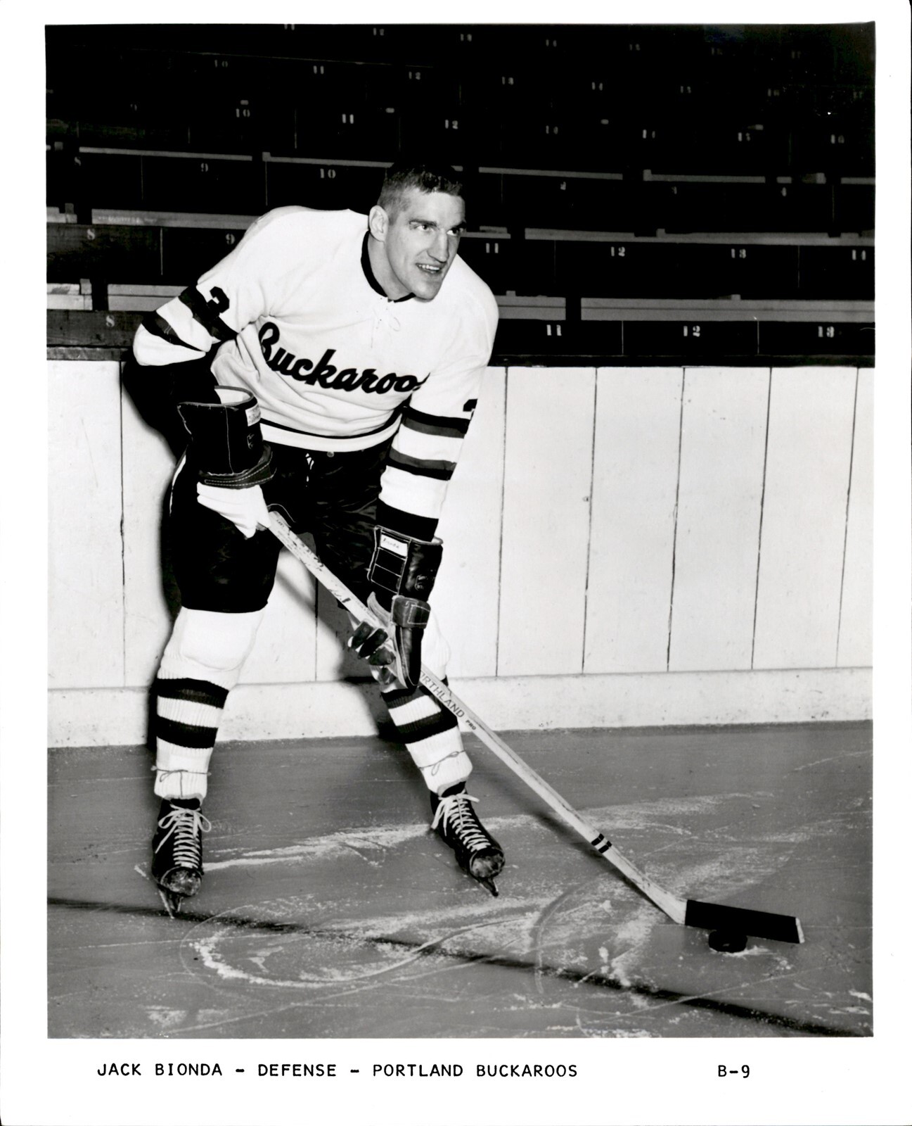 PF10 Original Photo JACK BIONDA 1960-67 PORTLAND BUCKAROOS WHL HOCKEY DEFENSE