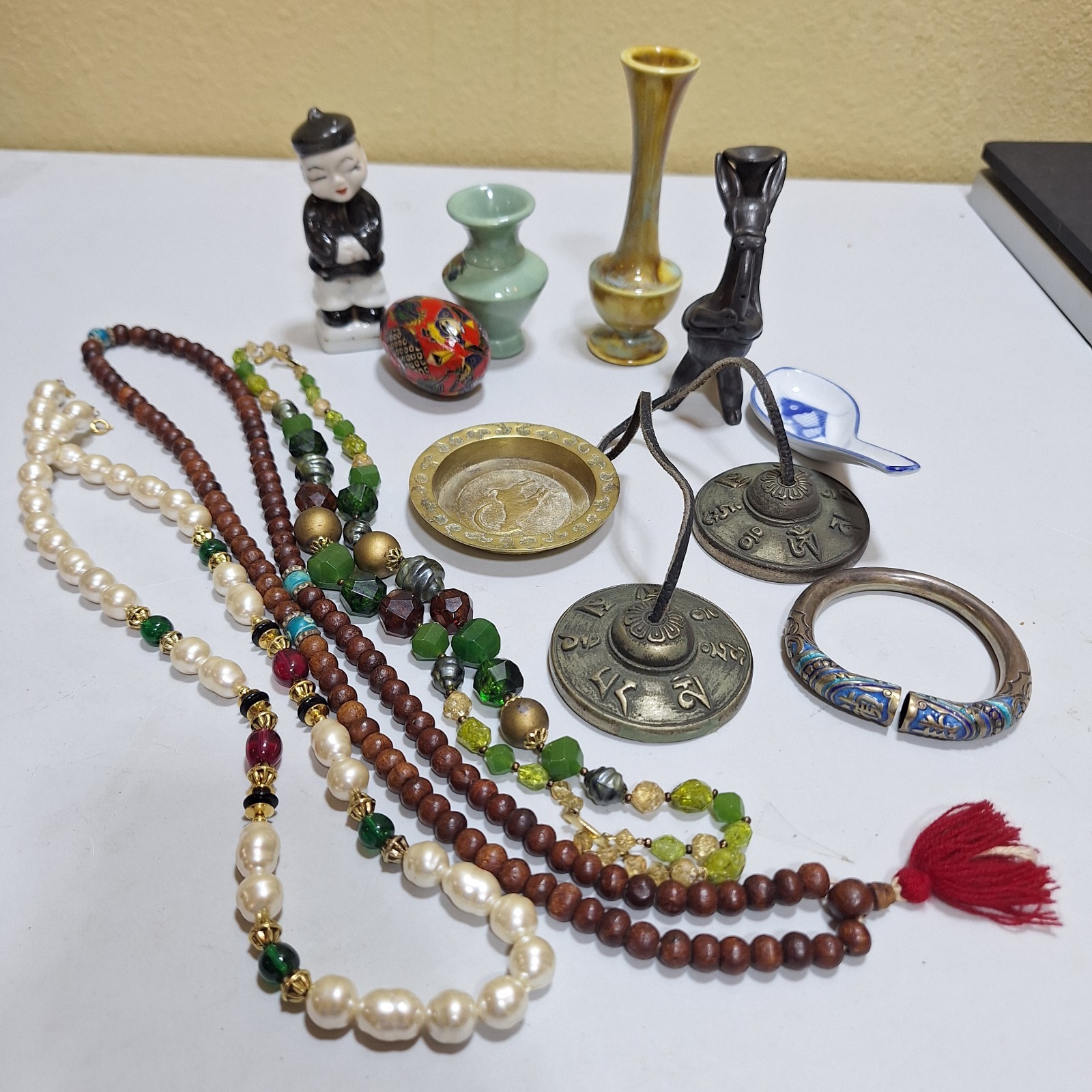 Vintage Estate Junk Drawer Lot Mixed Collectibles Jewelry Trinkets Asian Decor Vintage Estate Junk Drawer Lot Mixed Collectibles Jewelry Trinkets Asian Decor