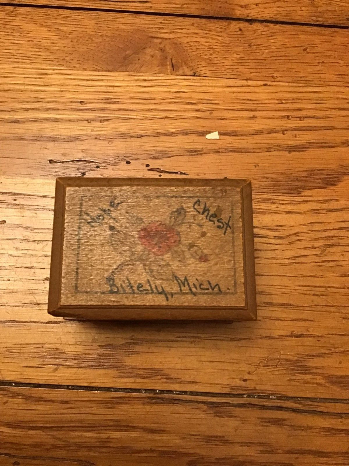 Vintage 1950\'s Wooden Hand Painted Souvenir Box Rose Jewelry   Bitely MIch  BB