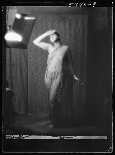 Photo:Greta Hoving 1928 Studio Portrait Woman Draped Dress Spotlight