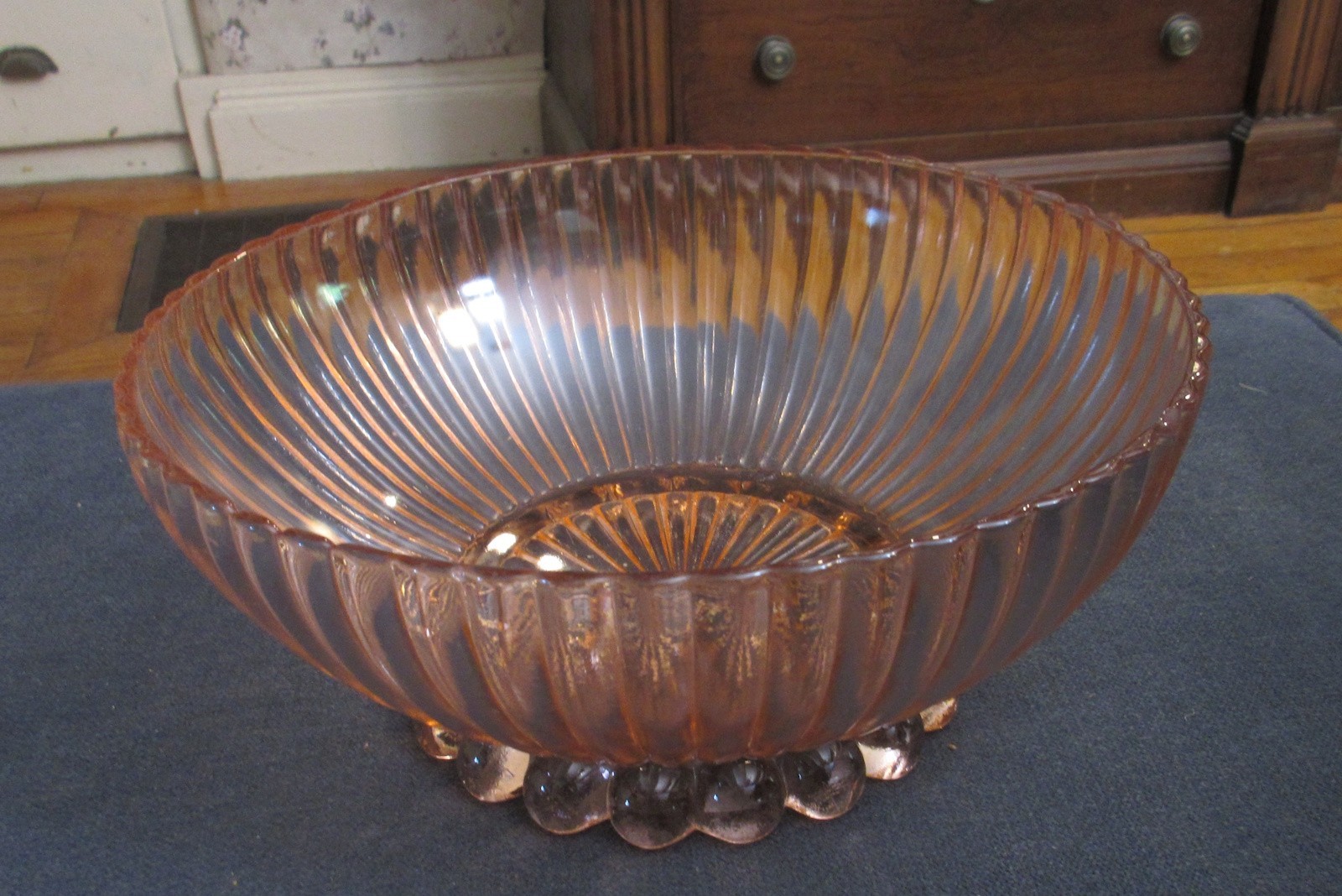 Anchor Hocking Pink Depression Glass Bowl Petticoat Ribbed Bubble Base 4¼ Anchor Hocking Pink Depression Glass Bowl Petticoat Ribbed Bubble Base 4¼