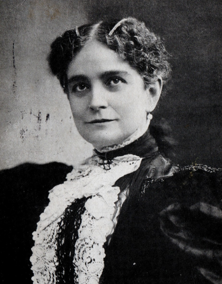 1907 Our Late Mrs William McKinley First Lady Roller Printing & Paper Postcard