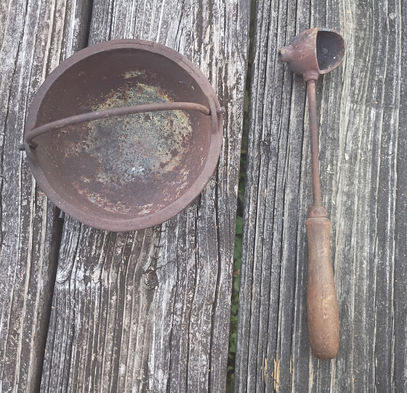 Antique Lead Smelting Melting Pot with Handle And Ladle 5.25\ Antique Lead Smelting Melting Pot with Handle And Ladle 5.25\