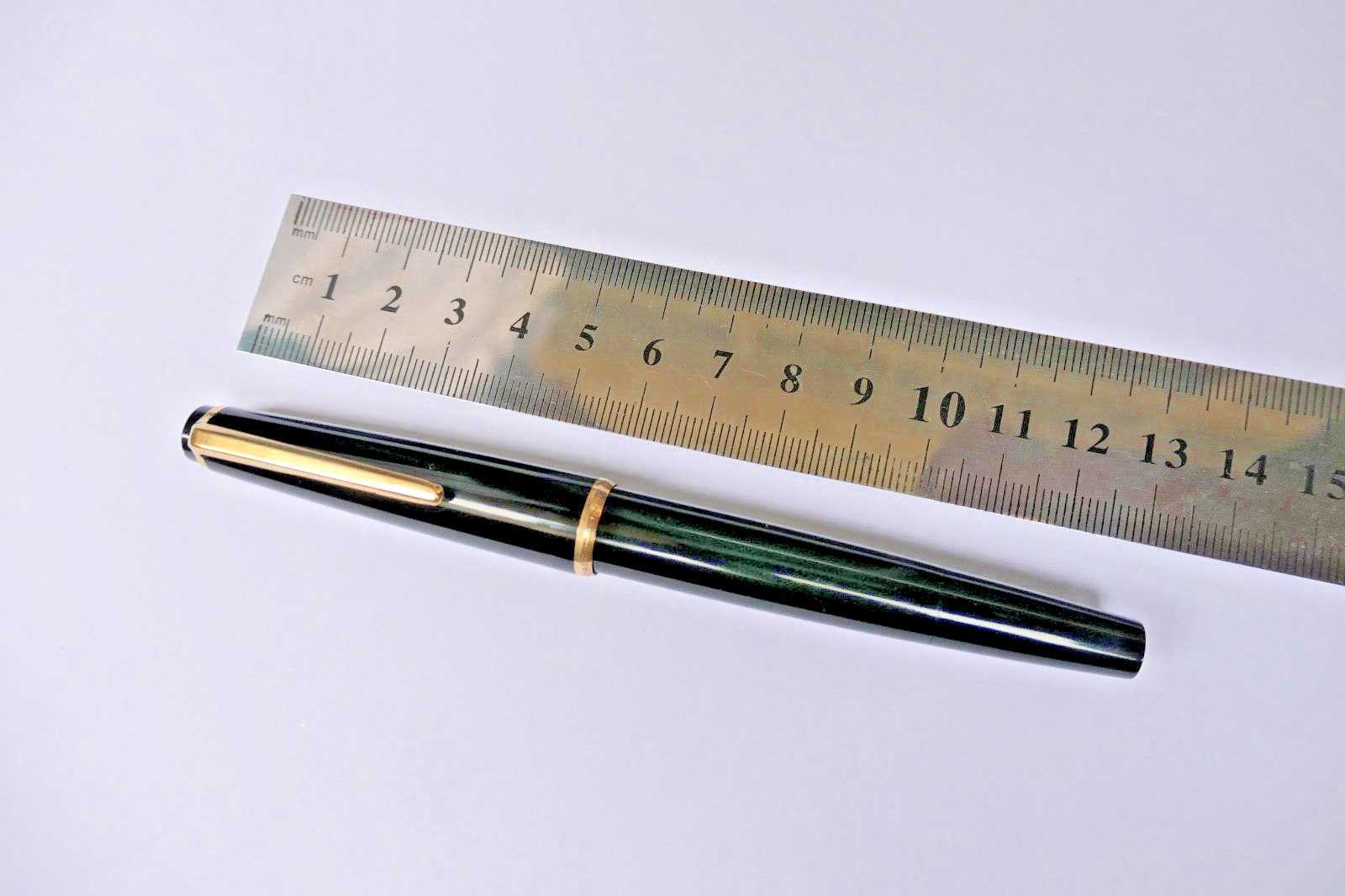 Montblanc 32 in Excellent Condition