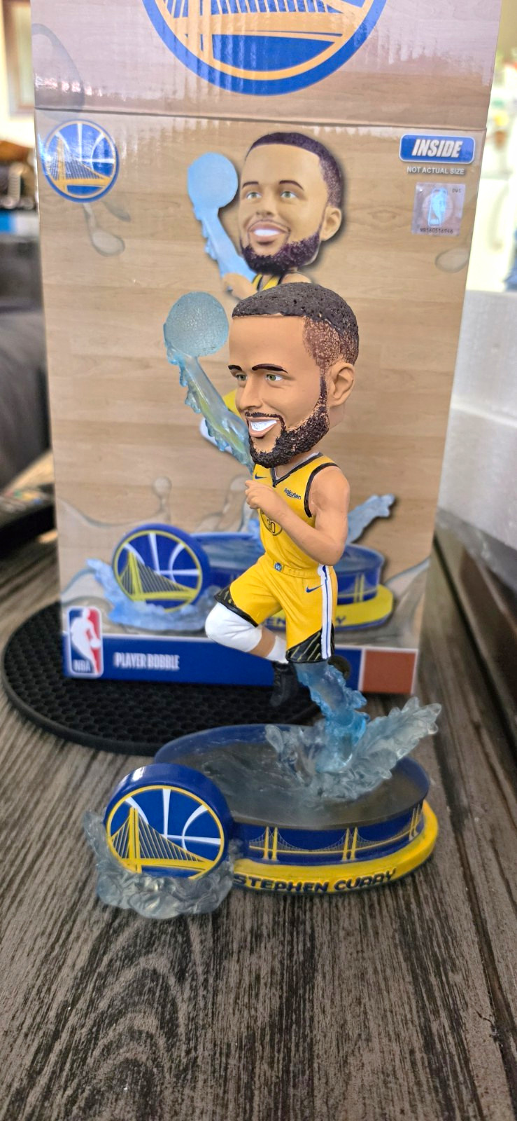 FOCO Legends of The Court Stephen Curry #30 Warriors Limited Edition Bobblehead