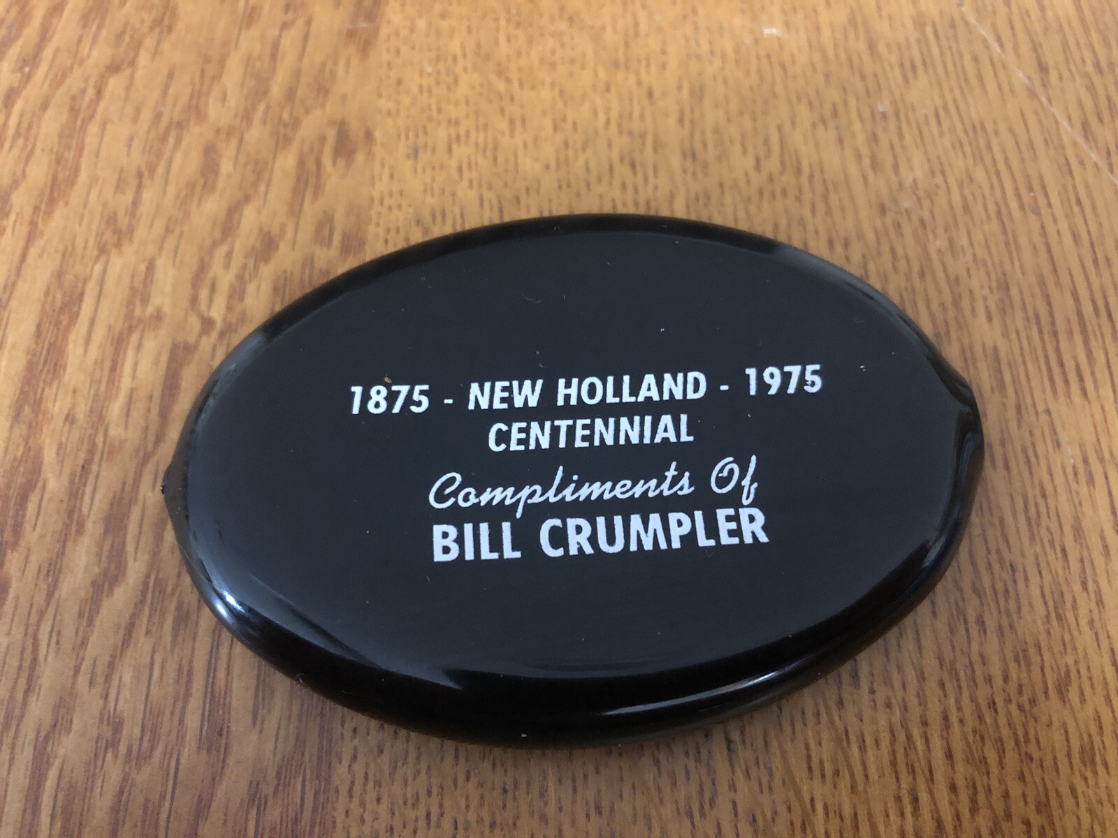 VINTAGE 1875-1975 NEW HOLLAND CENTENNIAL ADVERTISING COIN POUCH BILL CRUMPLER