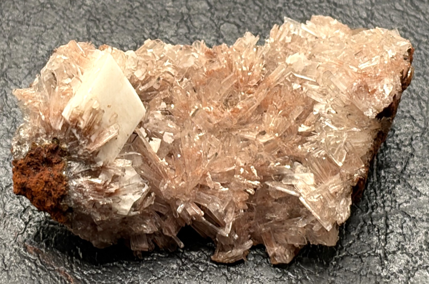 HEMIMORPHITE & CALCITE   SPECIMEN  OLD STOCK MINERAL