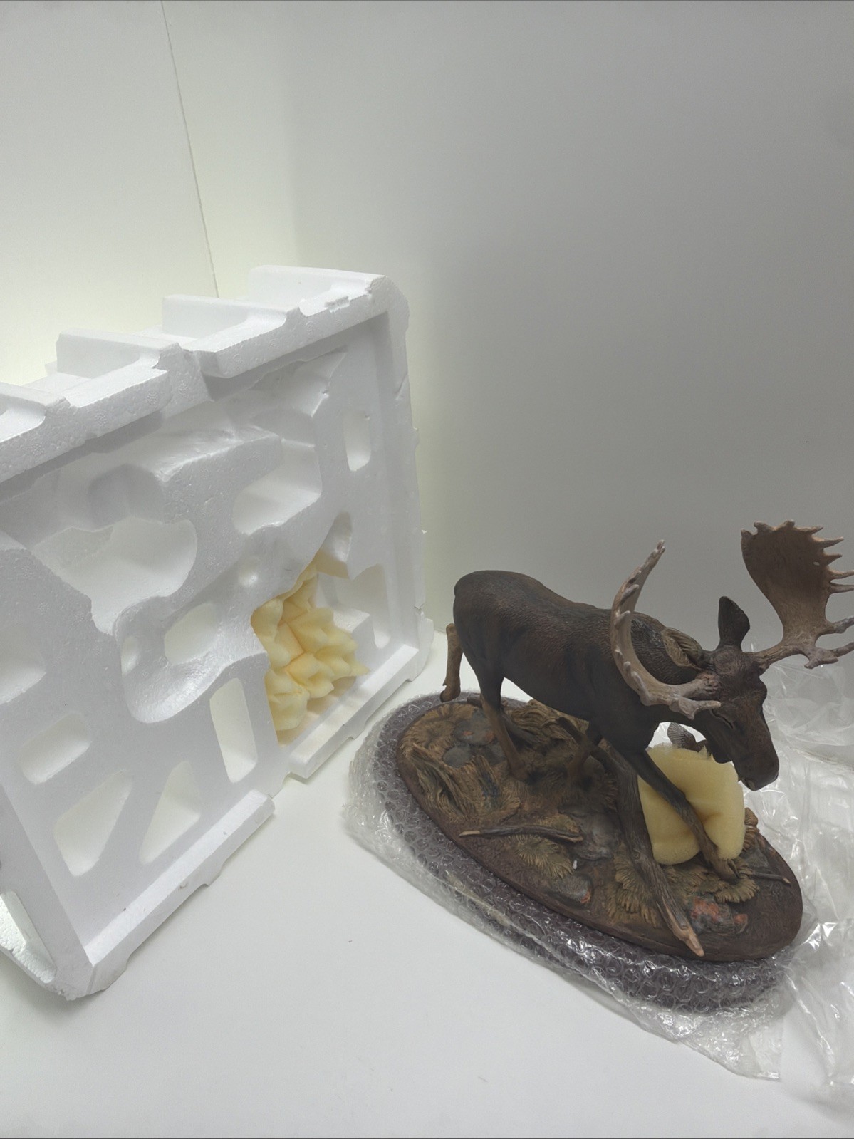 NEW IN BOX Danbury Mint Dawn Patrol Buck Deer In Water Marsh Figurine Wood Base