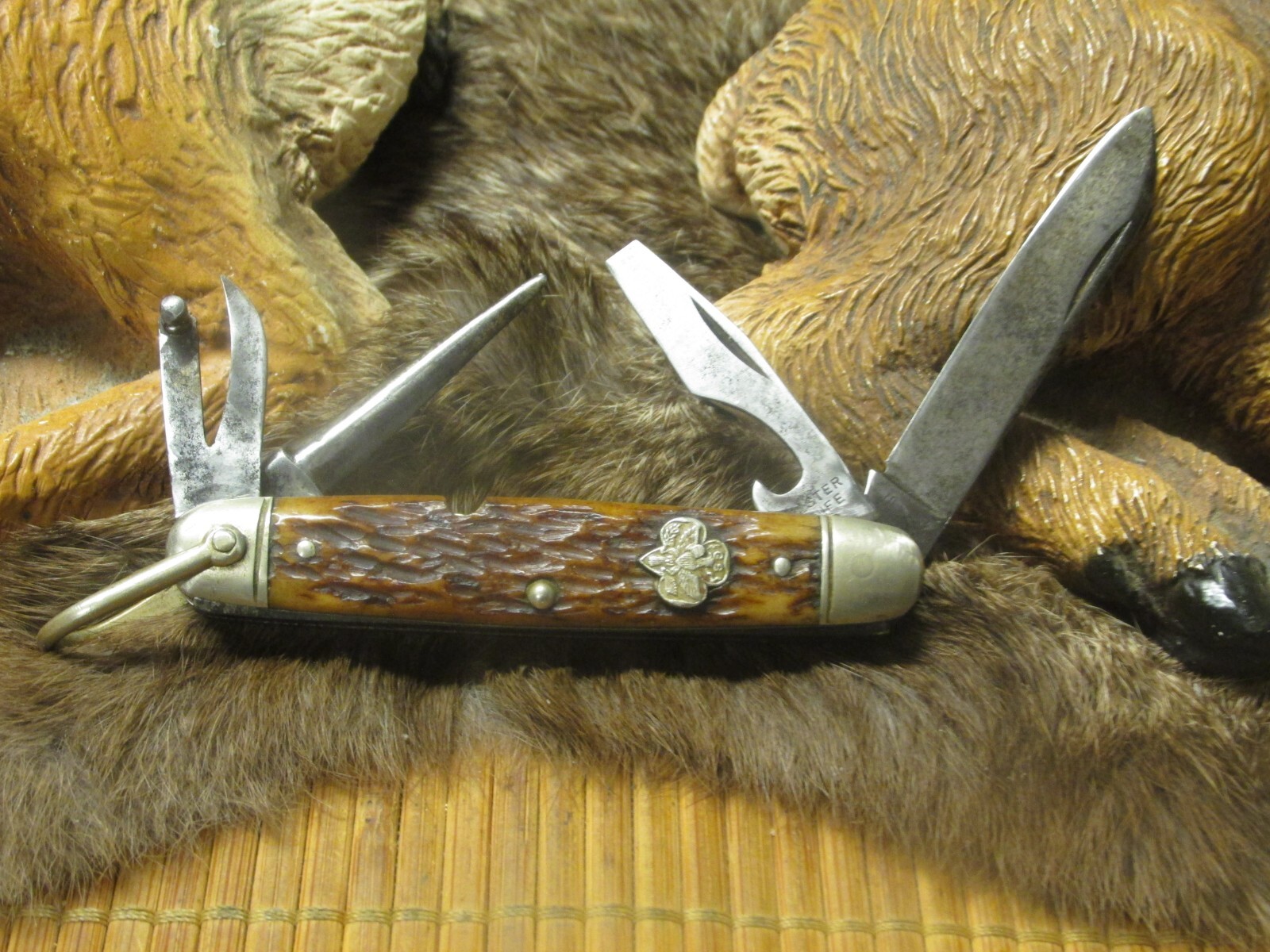 VNTG. 1876/1941  era ULSTER DWIGHT DIVINE & SONS  GIRL SCOUT KNIFE   BONE SCALES