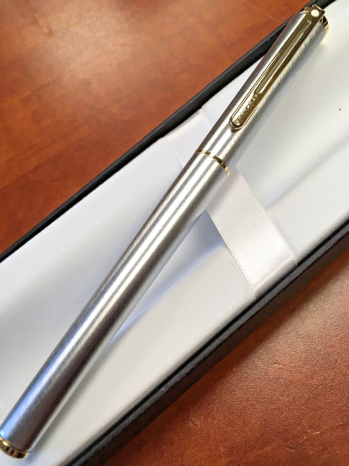 Sheaffer Agio Brushed Chrome/22K Gold Plate \