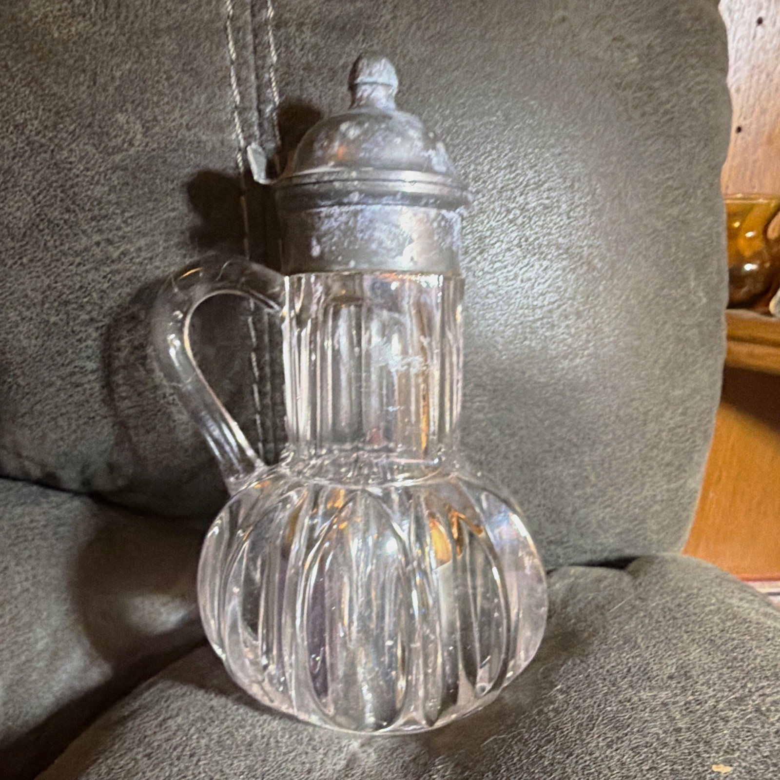 US Glass Company late 1800\'s Syrup Pitcher with Pewter Lid (Glows)