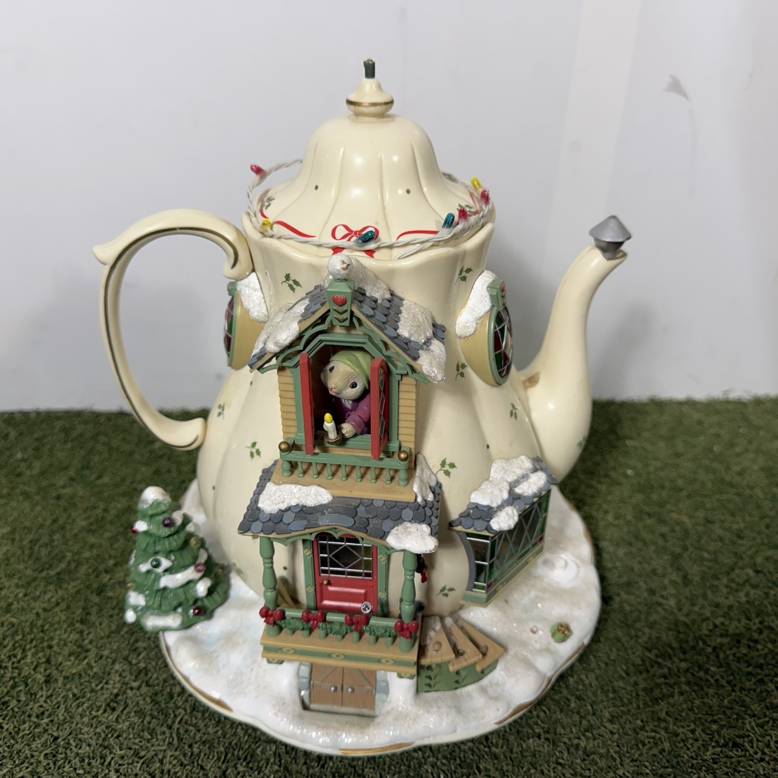 Enesco 1993 Holiday Bungalow Twas the Night Before Christmas Let It Snow Music 