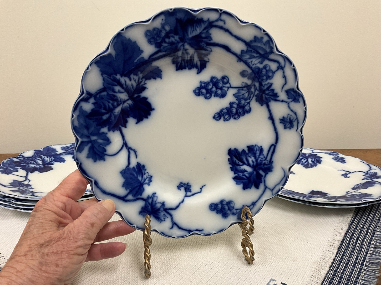 Vintage Johnson Brothers 9” Warwick Flow Blue Plate Grapevine Scalloped Edge