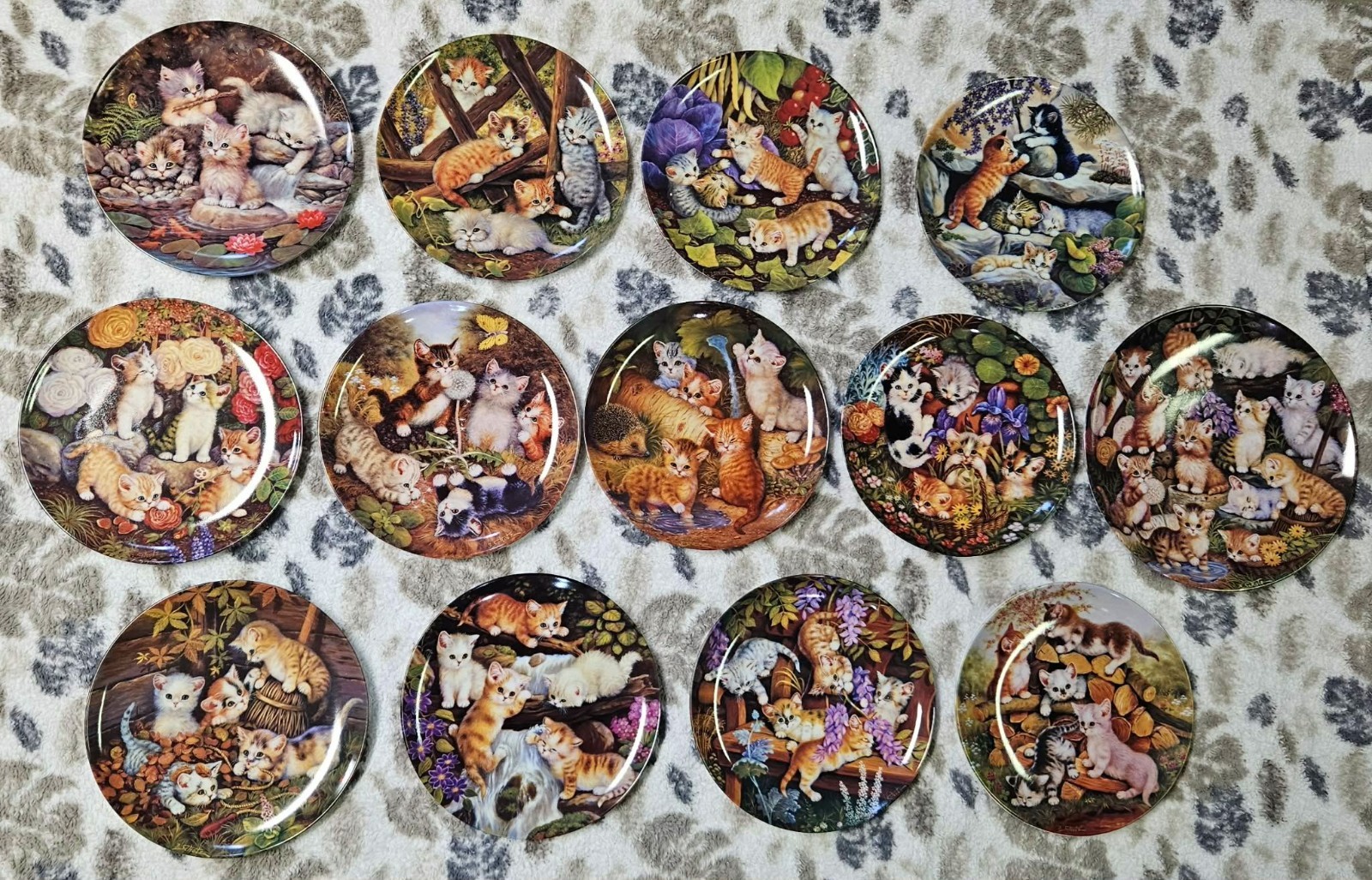BRADFORD EXCHANGE KAHLA VINTAGE COLLECTOR CAT PLATES KITTEN EXPEDITIONS FULL SET