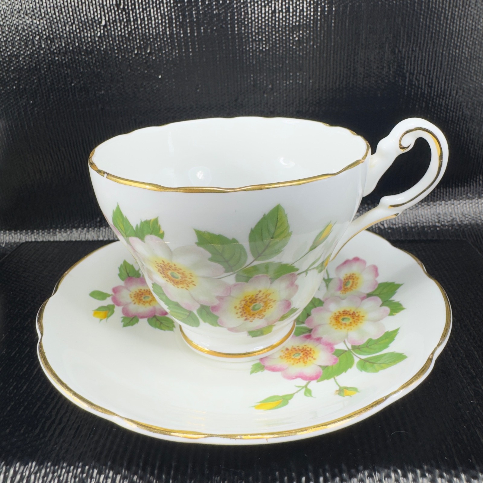 Vintage Regency Teacup Saucer Set Floral Pattern Bone China Made In England VTG