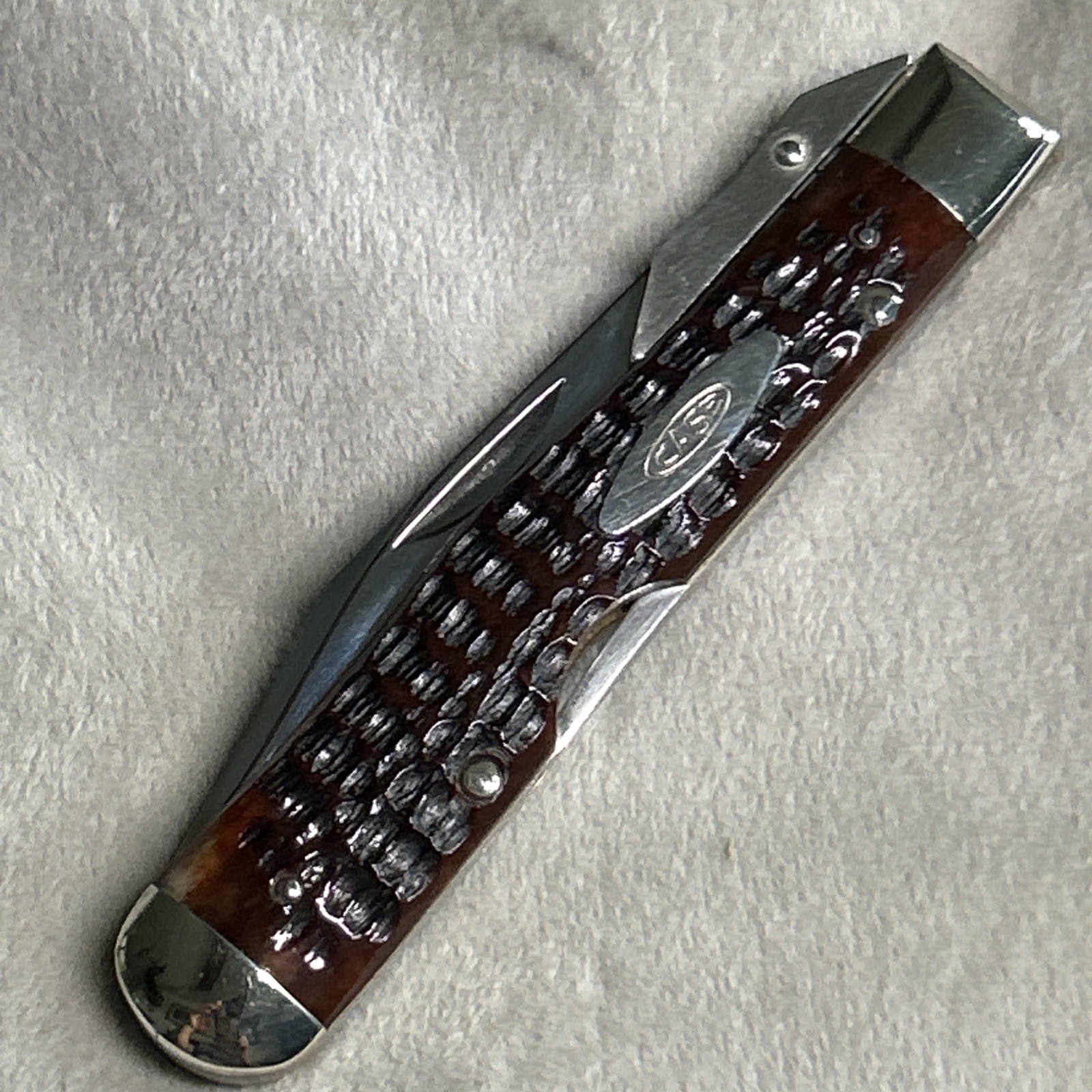 1971 Case XX  6111 1/2 L Pretty Red Bone Cheetah Pocket Knife 9-Dot Mint