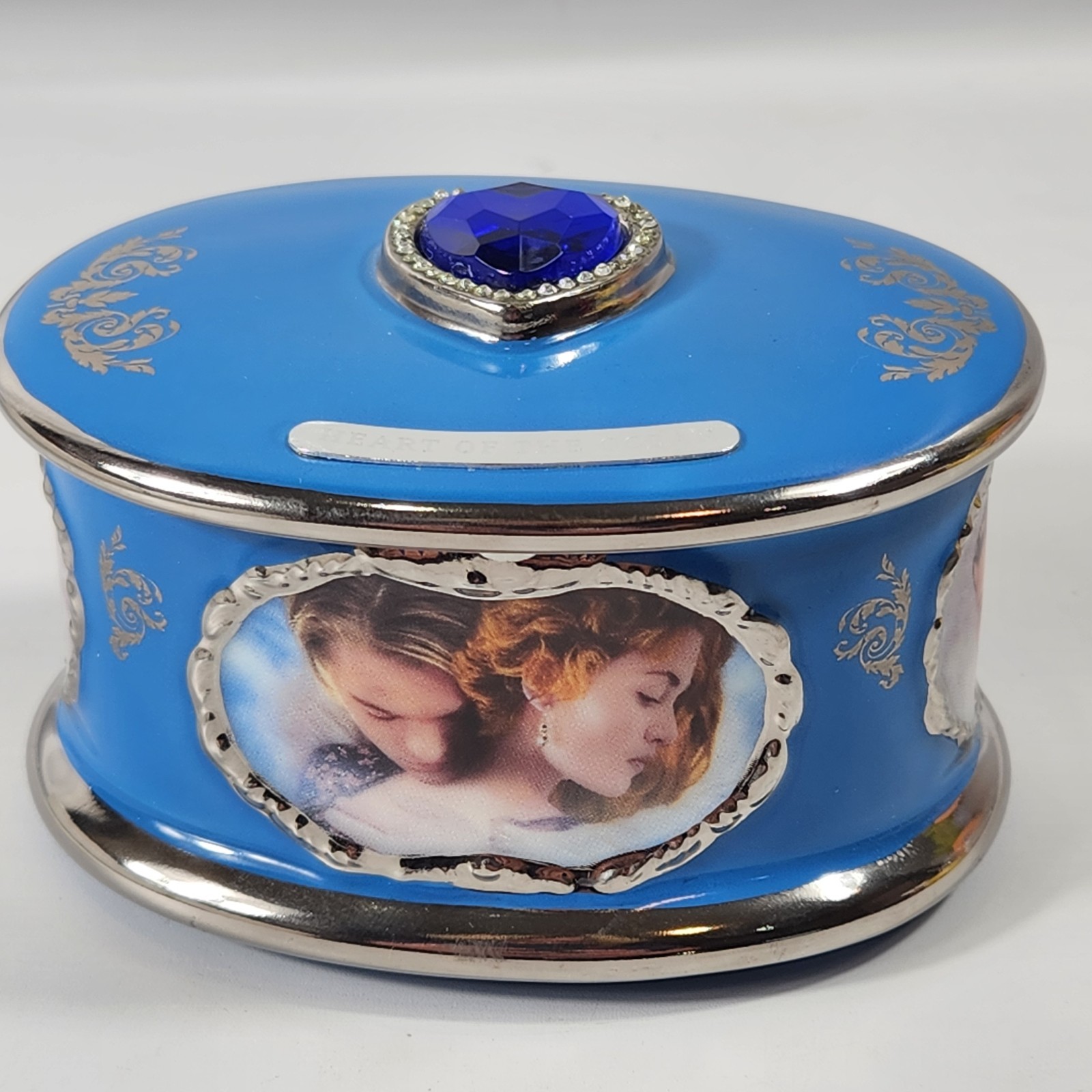 Ardleigh-Elliott  Titanic Heirloom Porcelain Music Box The Deep & Timeless Sea