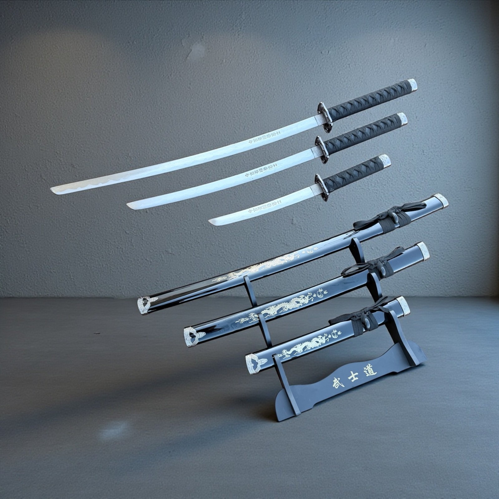 3Pc Black Dragon Design Samurai Katana Swords Set Ninja Style with Display Stand 3Pc Black Dragon Design Samurai Katana Swords Set Ninja Style with Display Stand