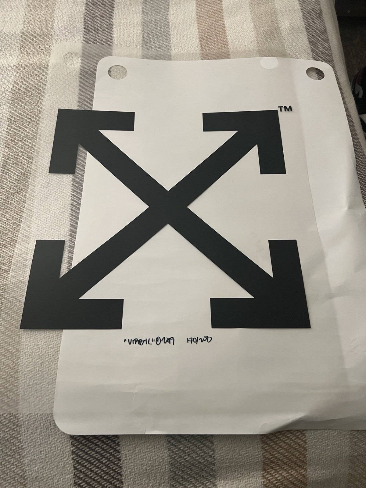 “Arrows” 2019, Off-White, Lithograph on Clear Vinyl, autographed by Virgil Abloh “Arrows” 2019, Off-White, Lithograph on Clear Vinyl, autographed by Virgil Abloh