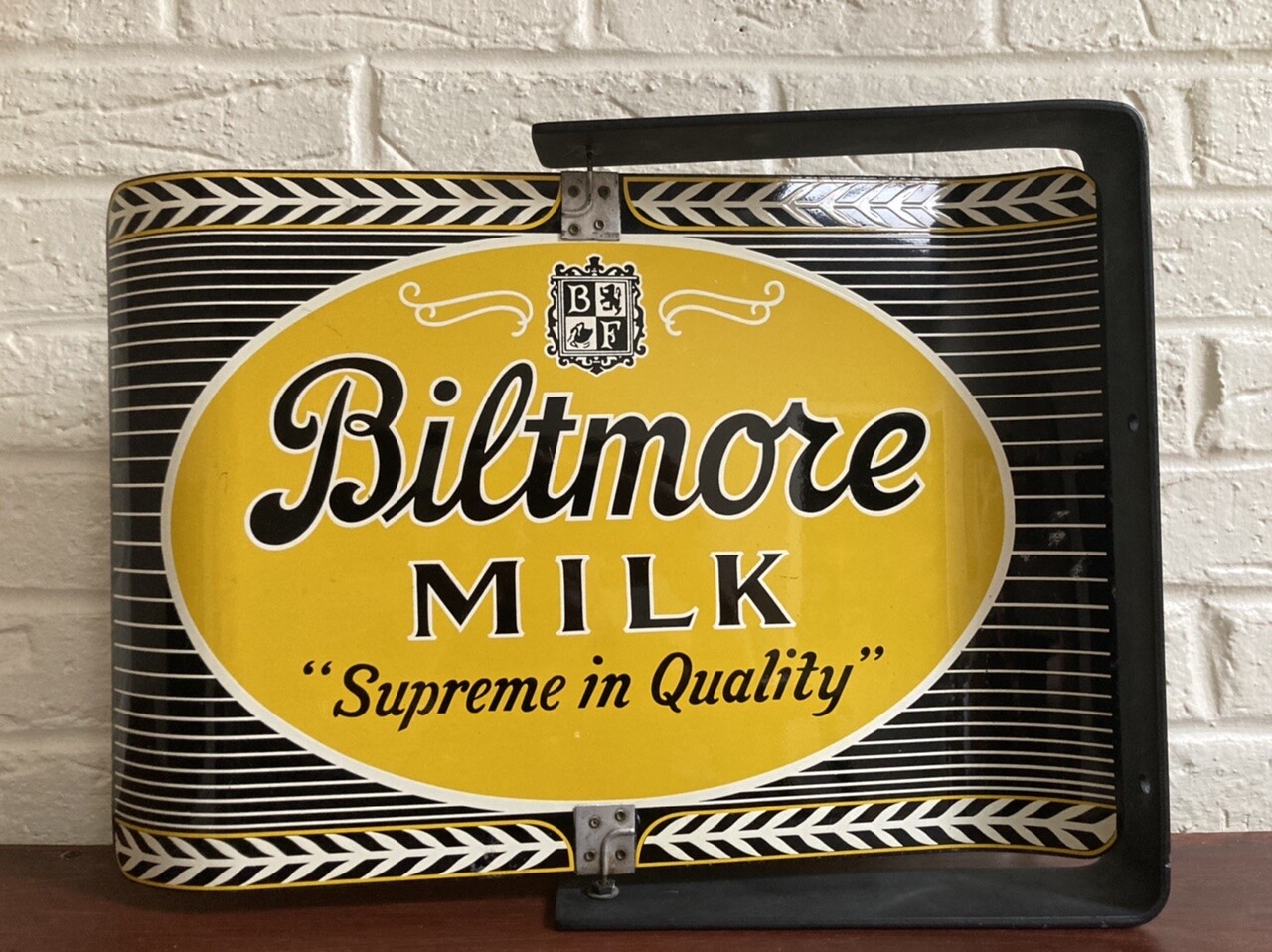 Original 1962 Biltmore Estate Milk SPINNER sign flange & bracket AM 9-62