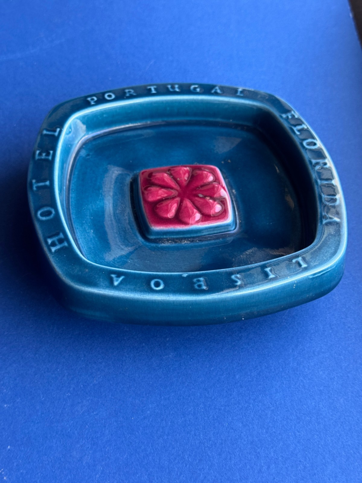Vintage MCM Florida Hotel Lisbon Portugal Pottery Ceramic Ashtray F Doria