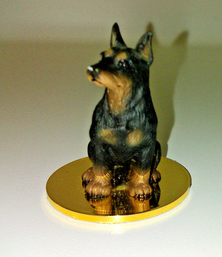 Doberman Pinscher Figurine 1.75\