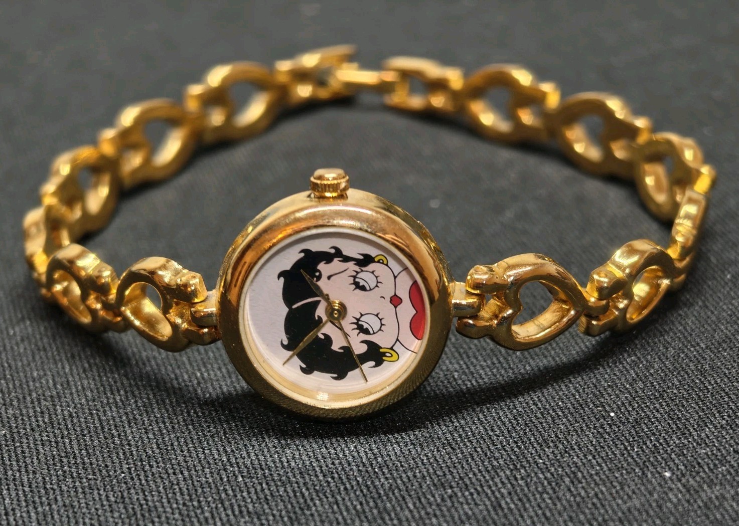 Vintage Betty Boop Gold Tone Heart Link Bracelet Watch | Clean | Runs Great