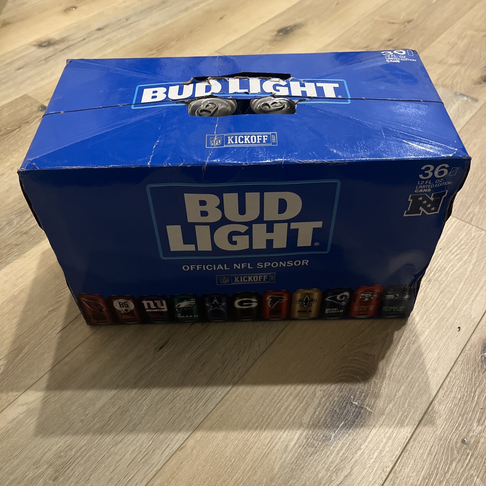 36 Pack Bud Light NFL Kickoff Cans As Pictured 2017 Redskins