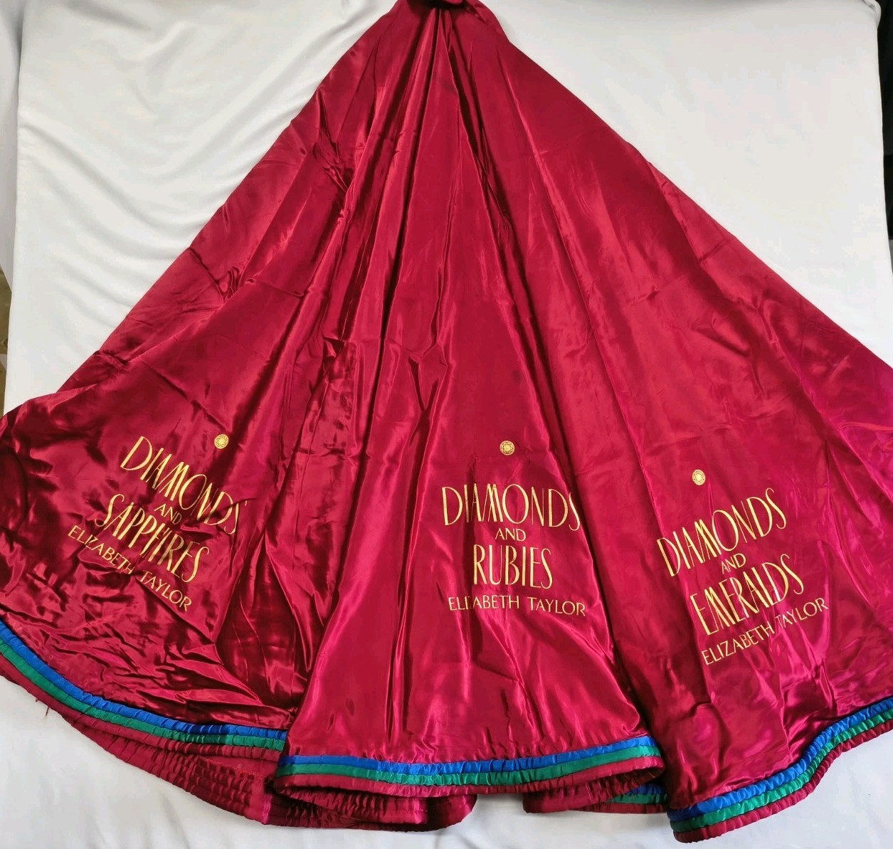 Elizabeth Taylor Tablecloth Department Store Display Diamonds Collection 92\