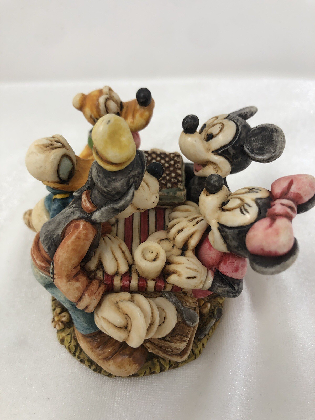 Disney Harmony Kingdom Patriotic Picnic Fig Mickey Robert King Ltd Ed 500 MIB