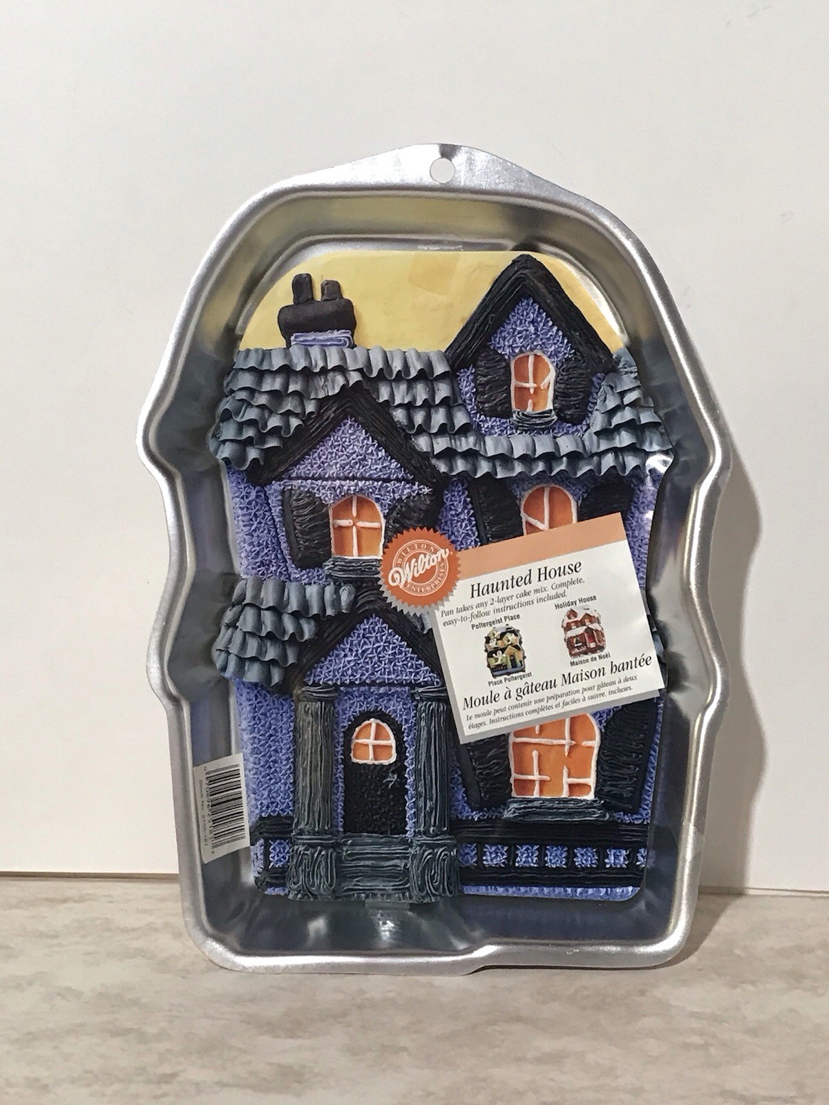 Vintage Haunted House Halloween Cake Pan,  Trick Or Treat Halloween Party, NEW