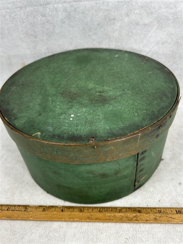 antique pantry box  green painted  bent wood round 5 x 10  original 1800