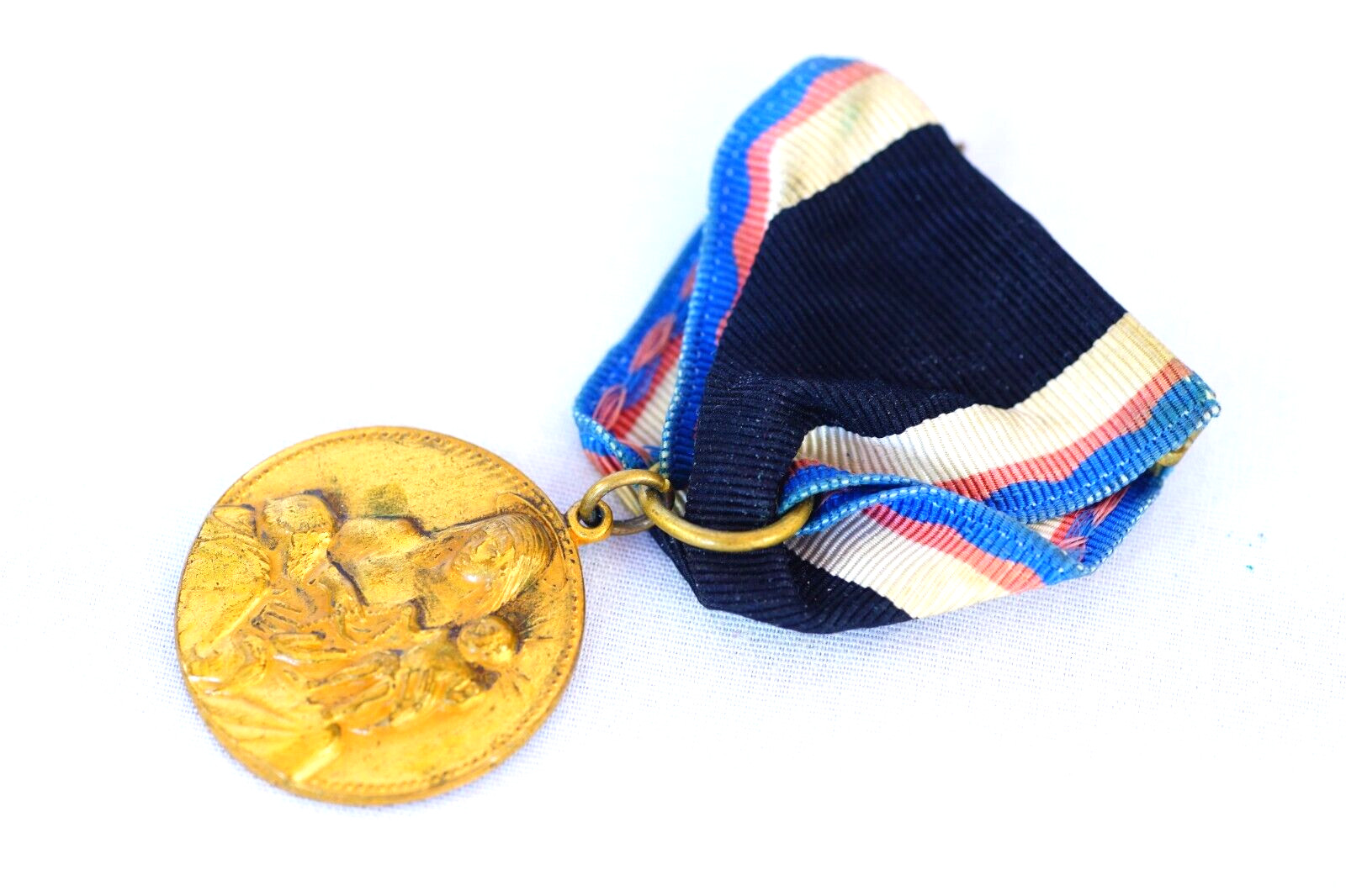 Regina Sacratissimi Rosarii Ora Pro Nobis Medal On Ribbon Mary Joseph Jesus