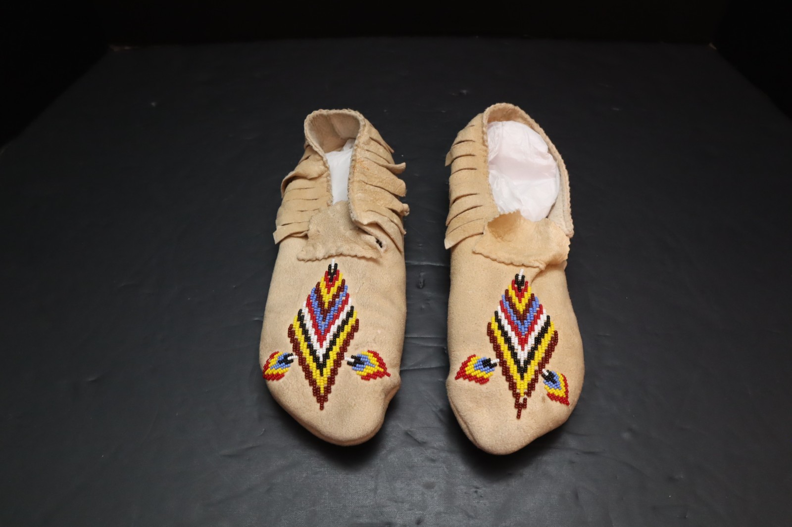VINTAGE CREE Leather BEADED Geometric MOCCASINS native American 10\