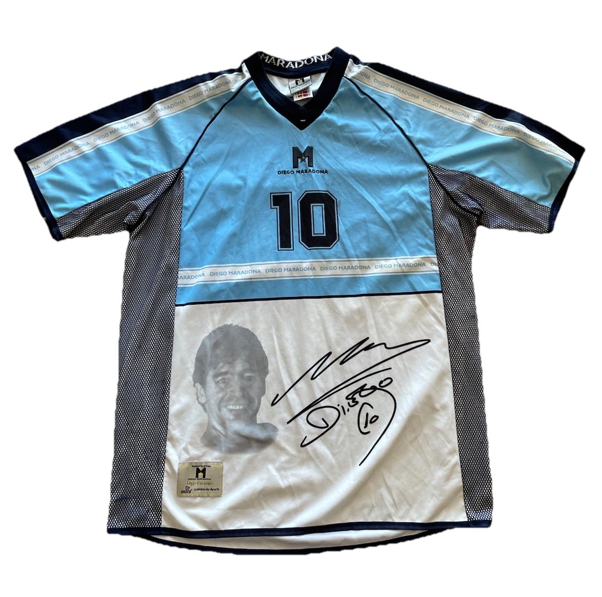 Diego Maradona Official Merchandising Jersey 2000s with Printed Autograph