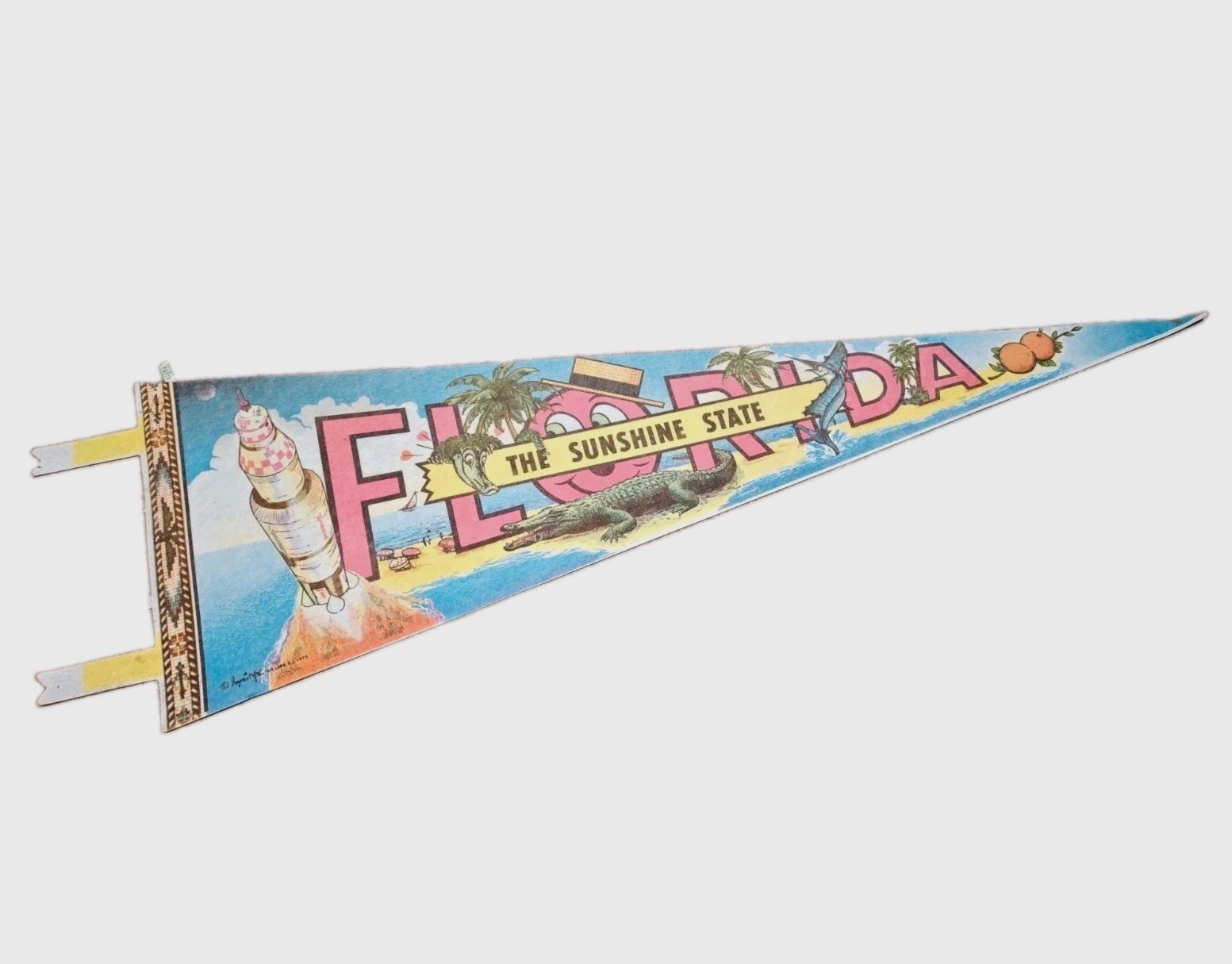 VTG 1975 FLORIDA The Sunshine State PENNANT ALLIGATOR Rocket PALM TREES Beach